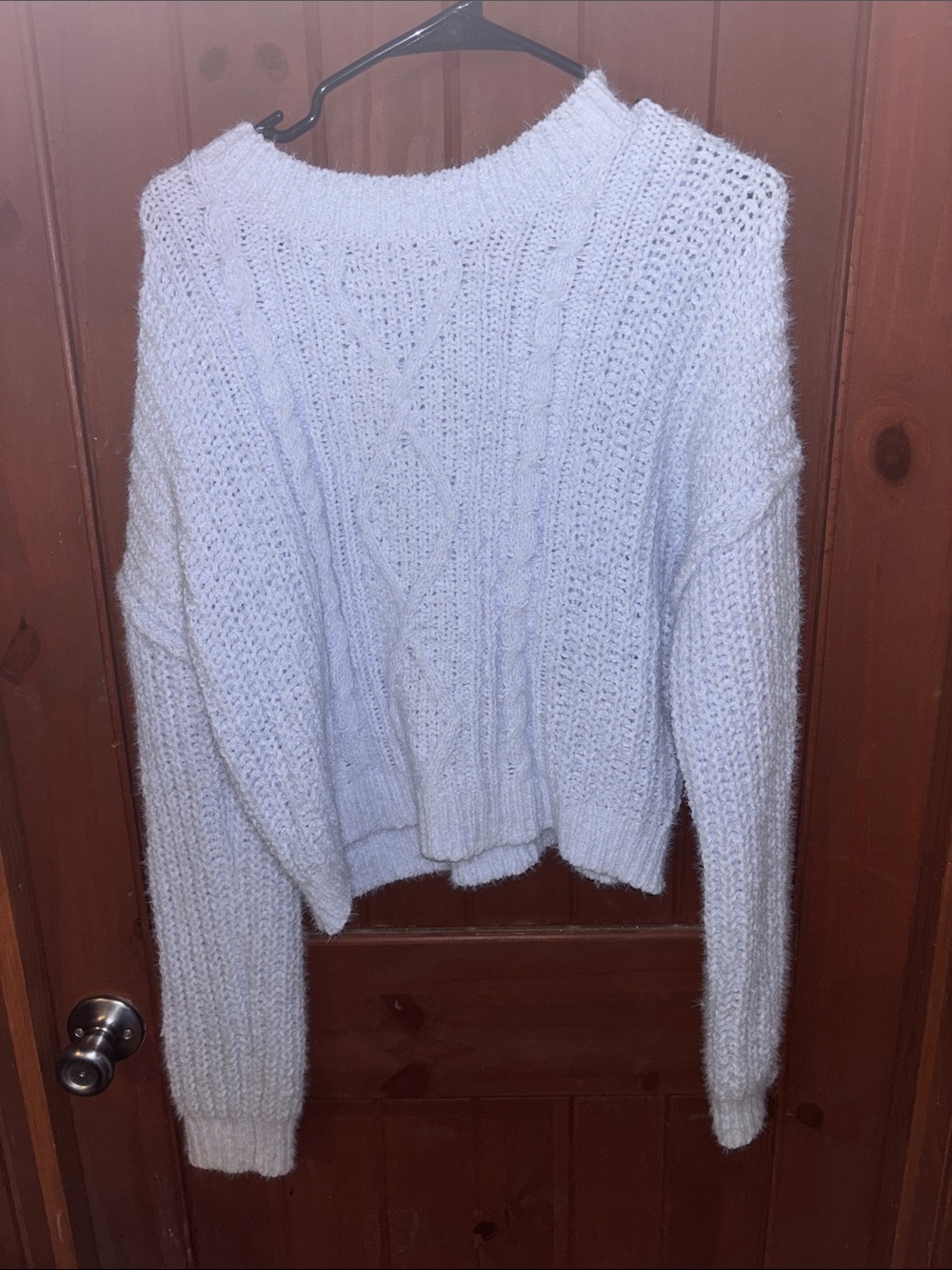 Cozy Cable Knit Women's Sweater - White